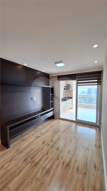 Apartamento à venda com 2 quartos, sendo 1 suíte,  em Vila Leonor, São Paulo, SP