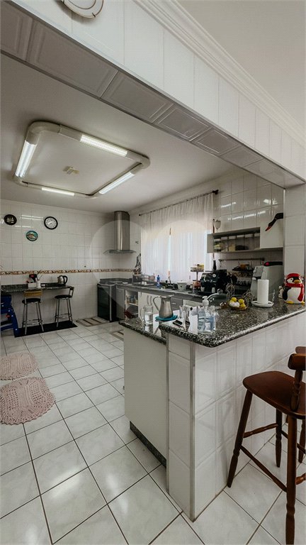 Casa à venda com 4 suítes no condomínio Monte Belo, Salto - SP