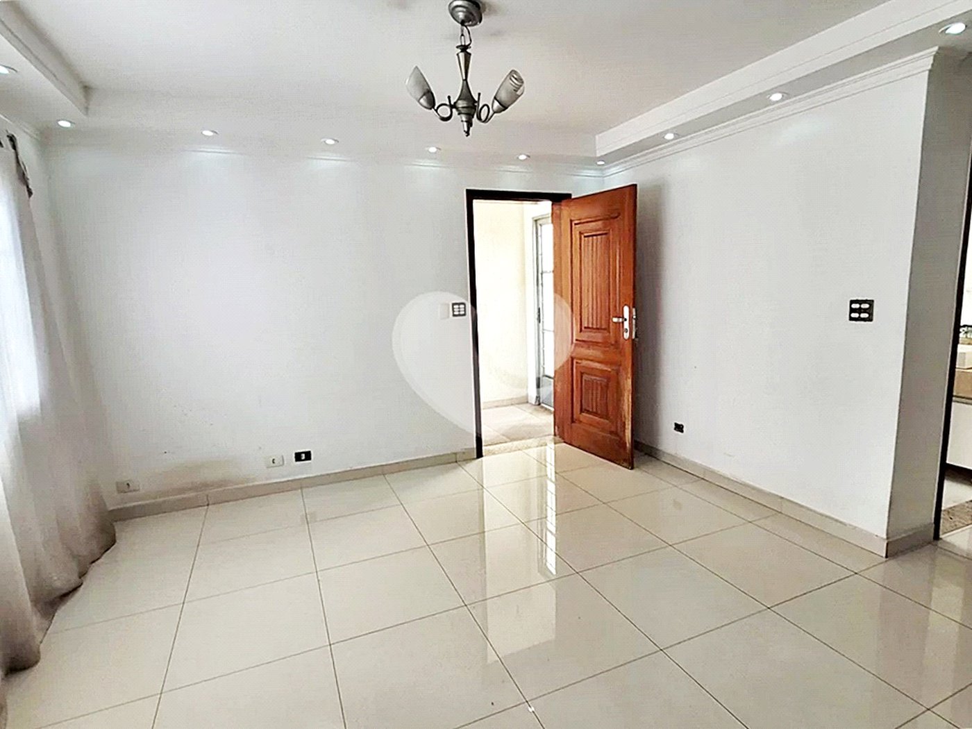 Casa à venda com 4 quartos, sendo 1 suíte, em Casa Verde, São Paulo, SP
