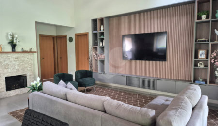 Casa à venda com 3 suítes no condomínio Alpes da Cantareira, Mairiporã - SP