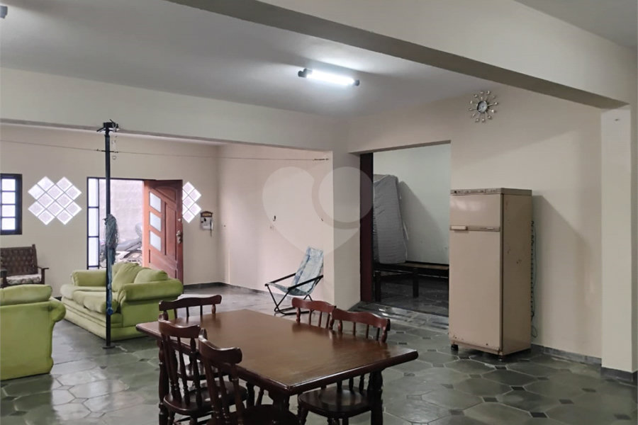Casa à venda com 4 quartos em Barreiro, Mairiporã, SP