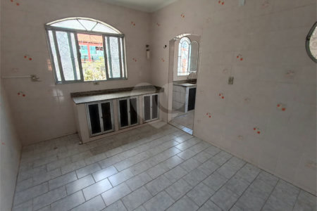 Casa à venda ou para alugar com 6 quartos, sendo 2 suítes, em Jardim Itália, Itapetininga, SP