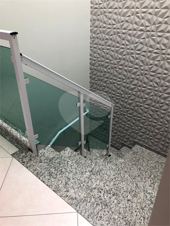 Sobrado à venda com 3 quartos, sendo 1 suíte, em Vila Tibiriçá, Santo André, SP