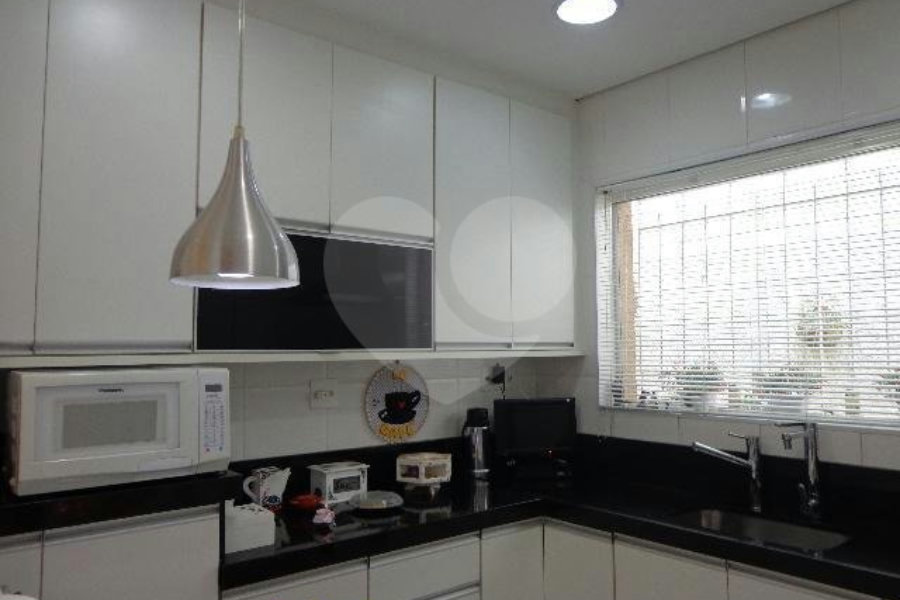 Casa Térrea à venda com 3 suítes em Jardim Franca, São Paulo, SP