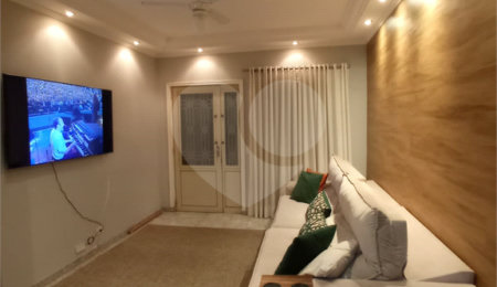Casa Térrea à venda com 3 quartos em Jardim Santa Bárbara, Sorocaba, SP