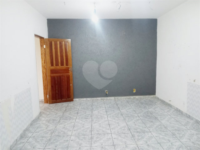 Sobrado à venda com 3 quartos, sendo 1 suíte,  em Santana, São Paulo, SP