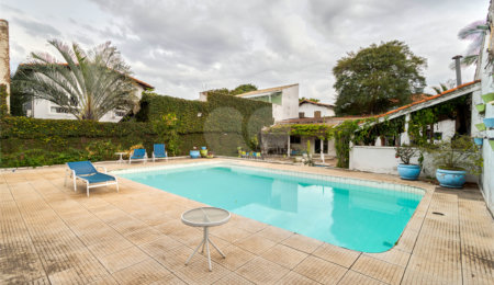 Casa à venda com 3 quartos, sendo 2 suítes,  em Alto da Boa Vista, São Paulo, SP