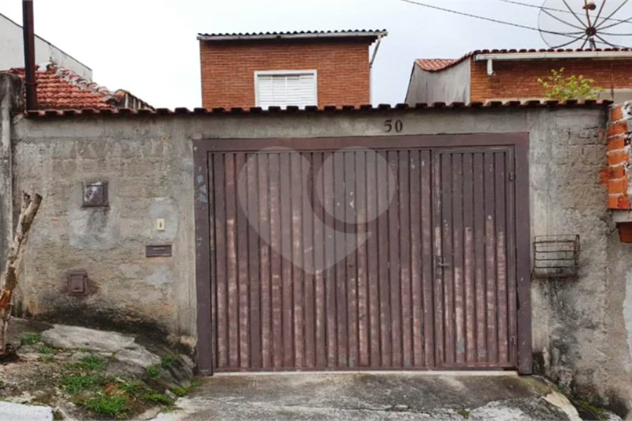 Sobrado à venda com 3 quartos, sendo 1 suíte, em Horto Florestal, São Paulo, SP