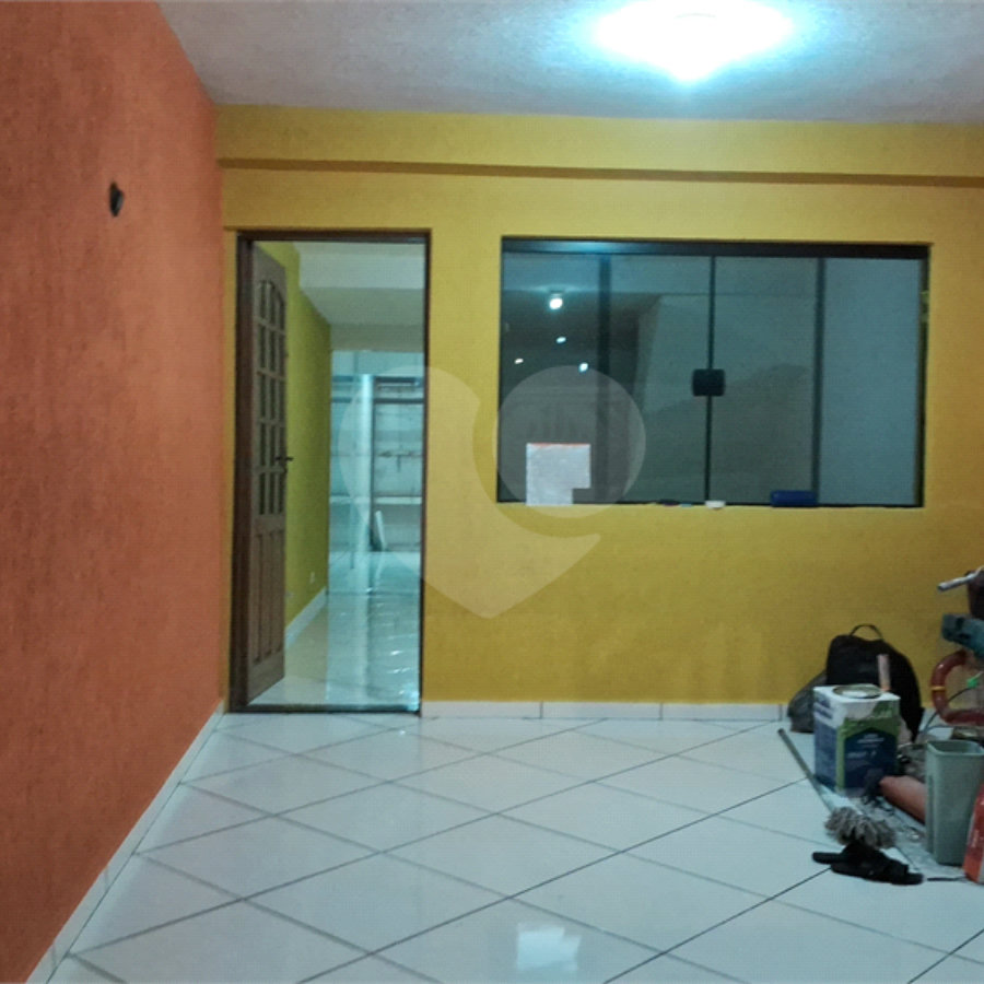 Sobrado à venda com 4 quartos em Vila Aimoré, São Paulo, SP