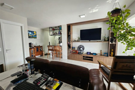 Apartamento à venda com 2 suítes em Vila Anastácio, São Paulo, SP