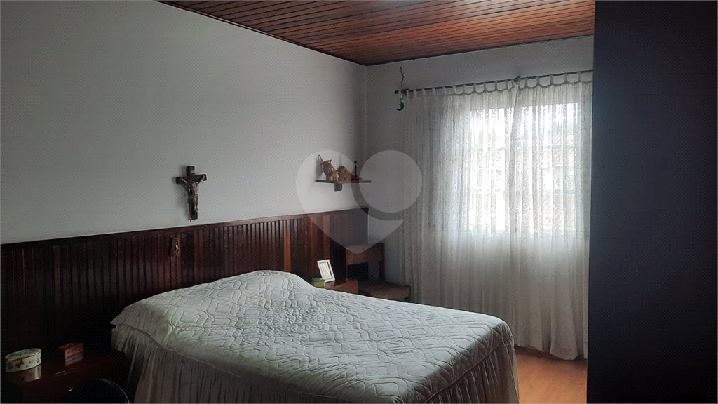 Casa à venda com 4 quartos, sendo 1 suíte,  em Vila Rosália, Guarulhos, SP
