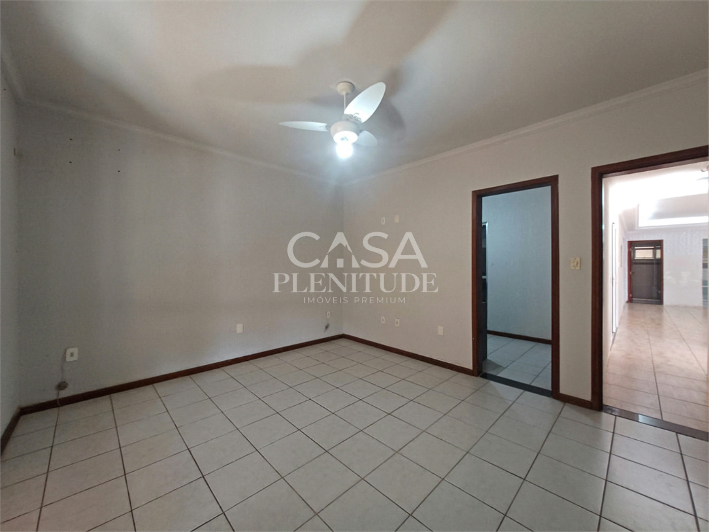 Casa à venda com 4 quartos, sendo 2 suítes, em Jardim Residencial Deolinda Guerra, Sorocaba, SP
