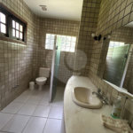Casa à venda com 5 quartos, sendo 3 suítes, no condomínio Estância Marambaia, Vinhedo - SP