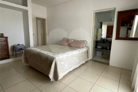 Sobrado à venda com 3 suítes em Vila Junqueira, Atibaia, SP