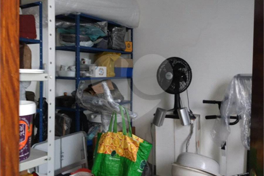 Sobrado à venda com 4 quartos, sendo 1 suíte,  em Parada Inglesa, São Paulo, SP