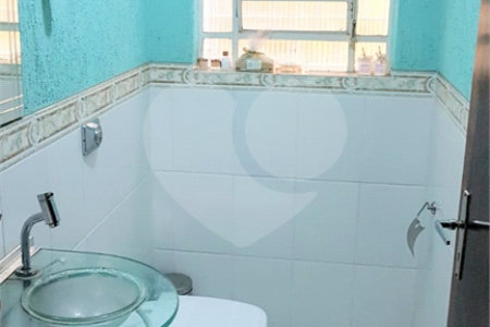 Sobrado à venda com 3 quartos, sendo 1 suíte, em Parada Inglesa, São Paulo, SP