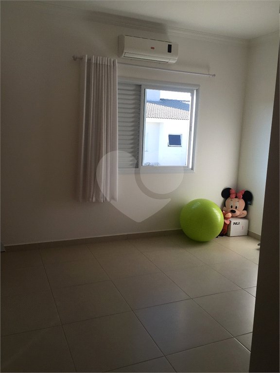 Casa à venda com 3 suítes no condomínio Lago da Serra, Araçoiaba da Serra - SP