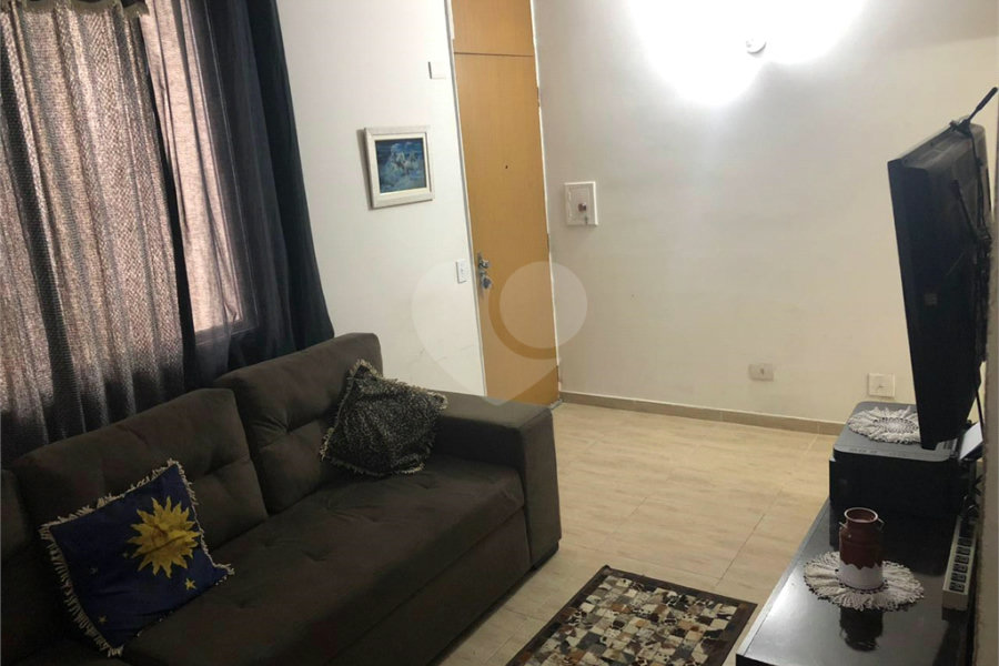 Apartamento à venda com 2 quartos em Parque Peruche, São Paulo, SP