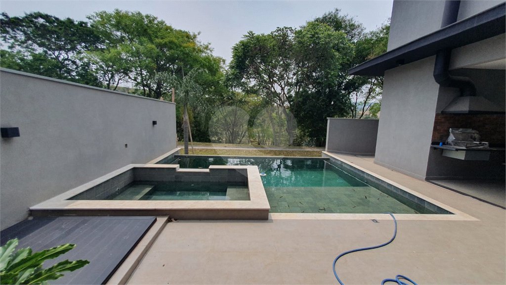 Casa à venda com 4 suítes no condomínio Residencial San Vitale, Bragança Paulista - SP