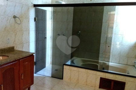Sobrado à venda com 5 quartos, sendo 1 suíte, em Vila Esperia Ou Giglio, Atibaia, SP