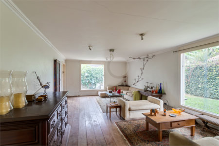 Casa à venda com 3 quartos, sendo 2 suítes,  em Alto da Boa Vista, São Paulo, SP