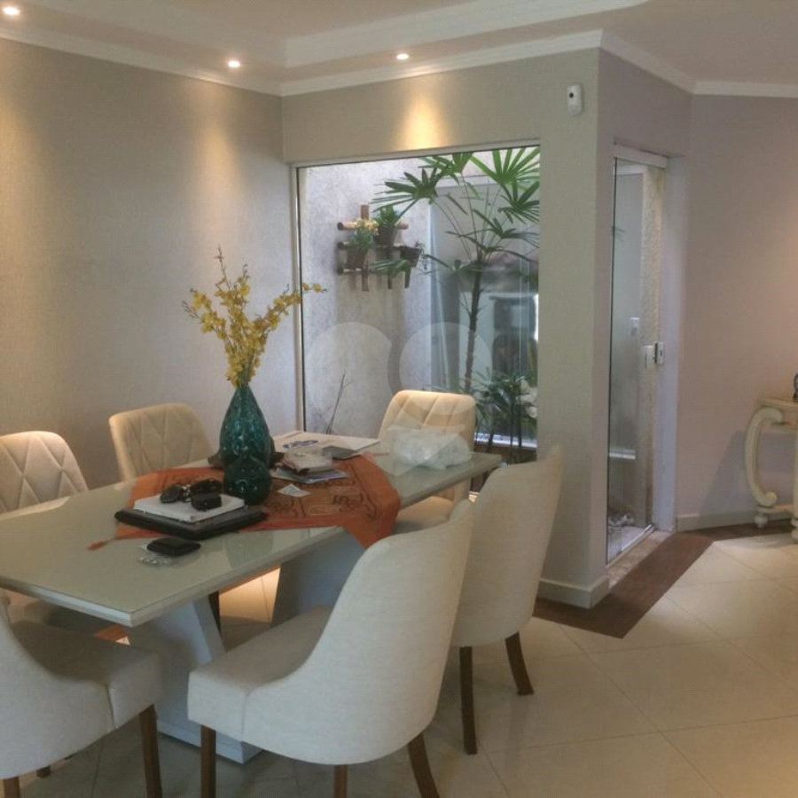Casa à venda com 4 quartos, sendo 3 suítes, em Jardim São Paulo(zona Norte), São Paulo, SP