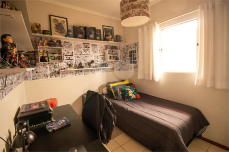 Casa à venda com 3 quartos, sendo 1 suíte,  em Jardim Villaça, São Roque, SP