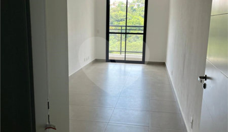 Apartamento à venda com 1 suíte em Vila Thais, Atibaia, SP