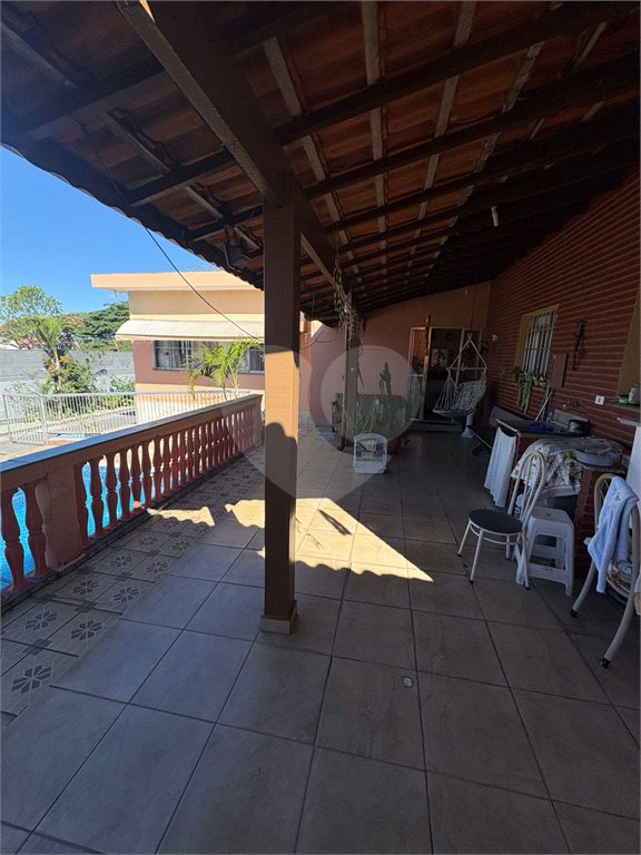 Casa Térrea à venda com 3 quartos em Vila Áurea, Poá, SP