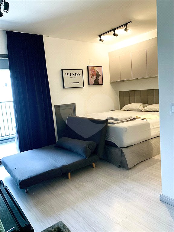 Apartamento à venda ou para alugar com 1 suíte em Cerqueira César, São Paulo, SP