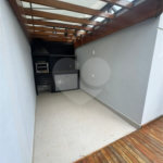 Indaiatuba- Vila Aurora -Condomínio Palm Tree Residence -Venda e Locação - R$ 7.000,00 - condominio - R$ 877,44- IPTU - R$ 211,64 - Pavimento Térreo: Sala de estar, sala de jantar, wc, cozinha, área de serviço, despensa. Pavimento Superior: Suíte com varanda e closet, 02 dormitórios e wc.social
