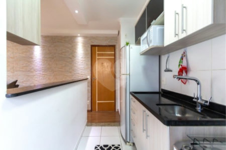 Apartamento à venda com 2 quartos, sendo 1 suíte, em Parque Reboucas, São Paulo, SP