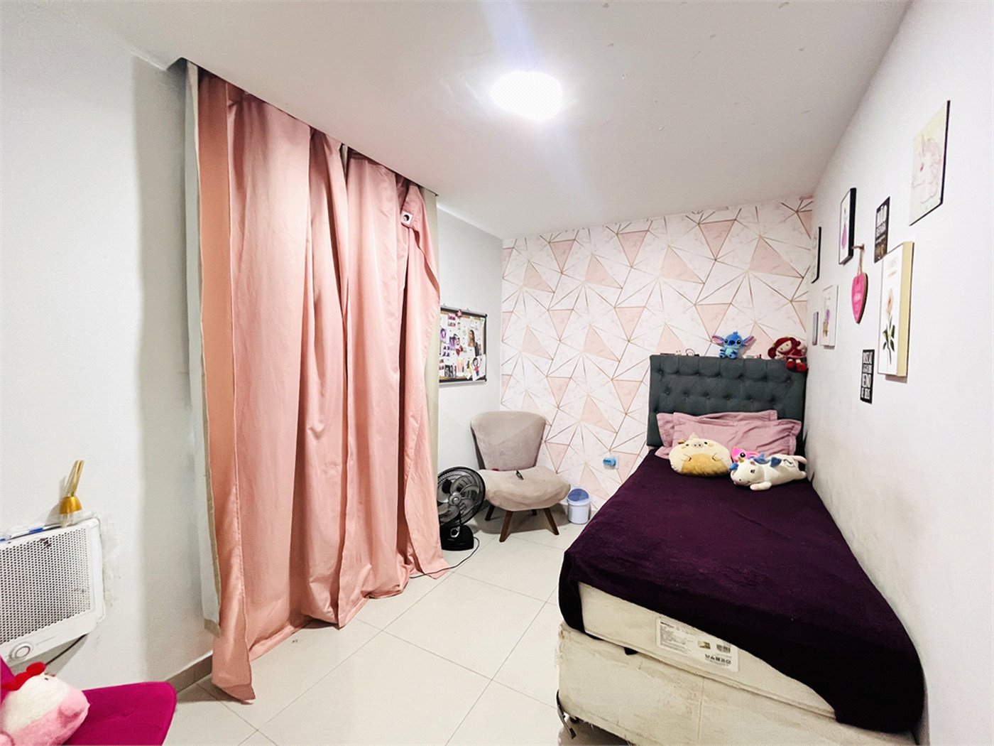 Casa à venda com 2 quartos, sendo 1 suíte, no condomínio Residencial Vivendas do Campo, Rio de Janeiro - RJ