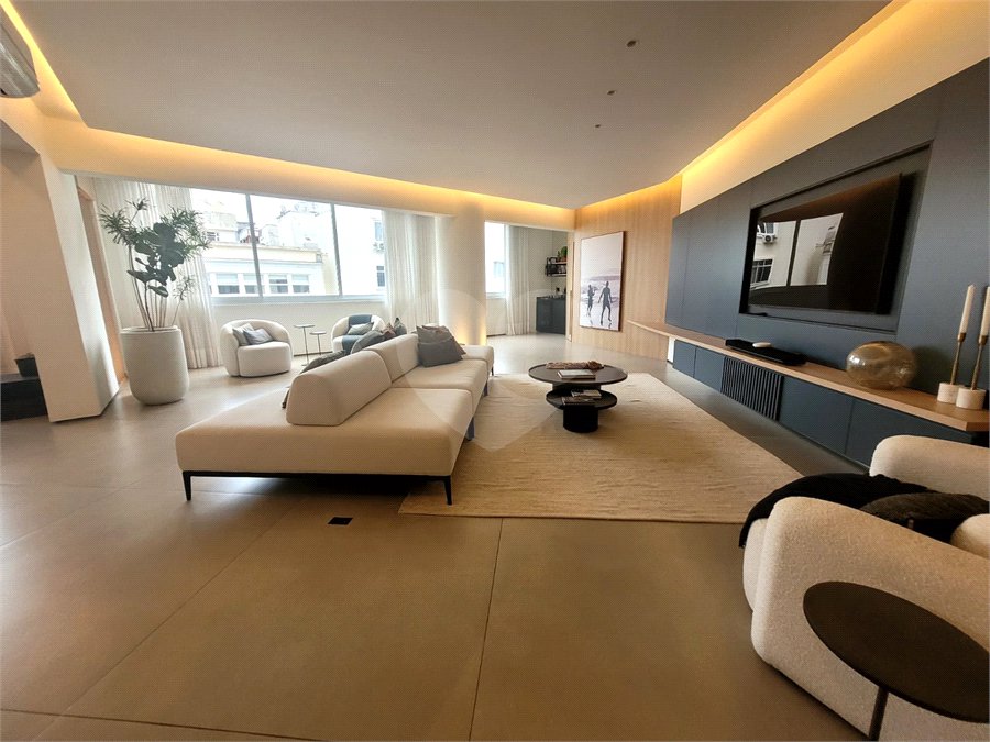 Apartamento à venda com 4 quartos, sendo 1 suíte,  em Ipanema, Rio de Janeiro, RJ