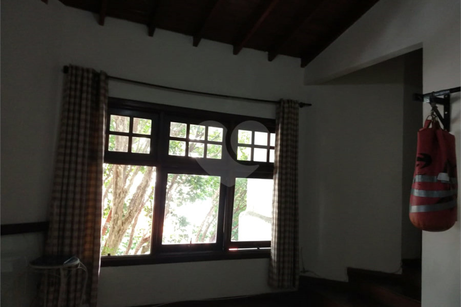 Sobrado à venda com 5 quartos, sendo 3 suítes,  em Jardim França, São Paulo, SP