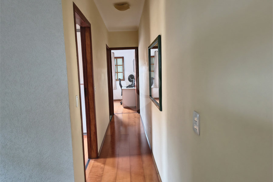 Sobrado à venda com 3 quartos, sendo 1 suíte, em Tremembé, São Paulo, SP