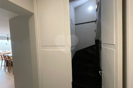 Sobrado à venda com 3 suítes em Vila Mariza Mazzei, São Paulo, SP