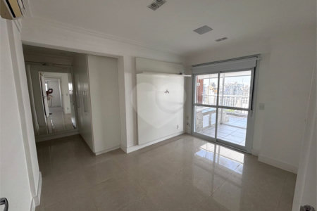 Cobertura à venda com 3 quartos, sendo 2 suítes,  em Vila Buarque, São Paulo, SP