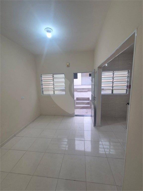 Casa à venda com 2 quartos, sendo 1 suíte,  em Vila Maricy, Guarulhos, SP