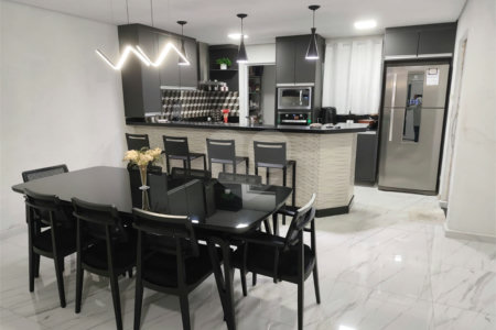 Casa à venda com 3 quartos, sendo 1 suíte,  em Residencial Colinas, Mogi das Cruzes, SP