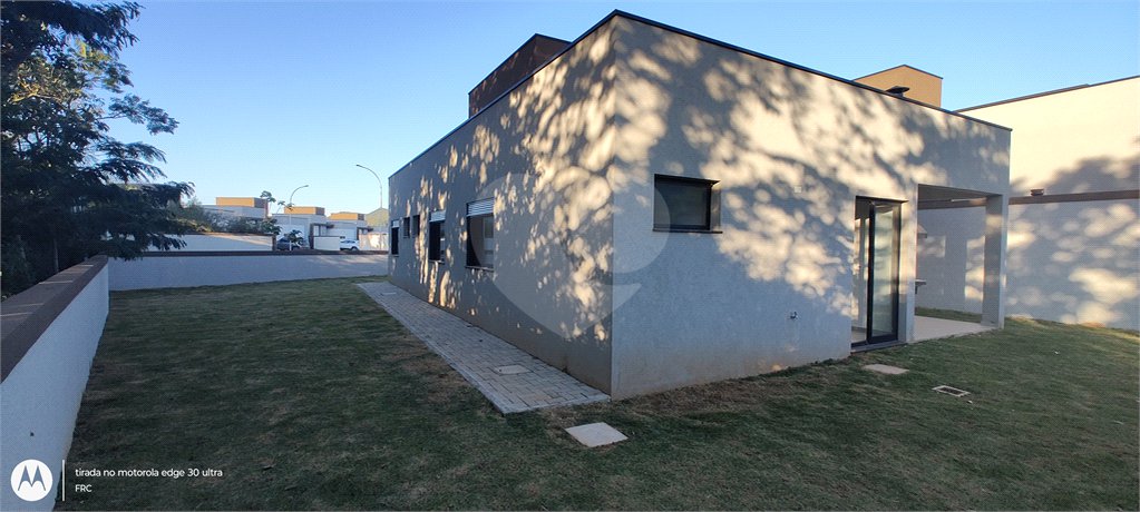 Casa à venda com 3 suítes no condomínio Reserva Ybyra, Atibaia - SP