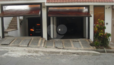 Sobrado à venda com 6 quartos, sendo 2 suítes,  em Santana, São Paulo, SP