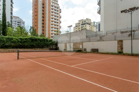 Apartamento à venda com 4 suítes em Vila Suzana, São Paulo, SP