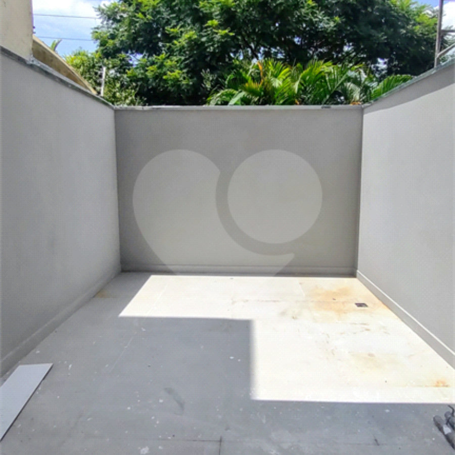 Sobrado à venda com 3 quartos, sendo 1 suíte, em Vila Granada, São Paulo, SP