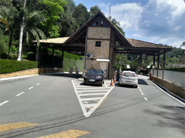 Terreno à venda no condomínio Suíça da Cantareira, Mairiporã - SP