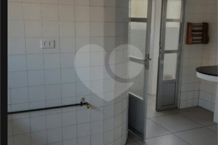 Apartamento à venda com 3 quartos, sendo 1 suíte, em Vila Mariana, São Paulo, SP