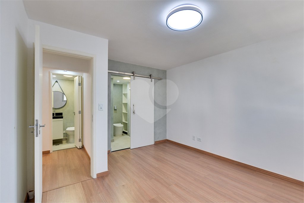 Apartamento à venda com 2 quartos, sendo 1 suíte, em Santo Amaro, São Paulo, SP
