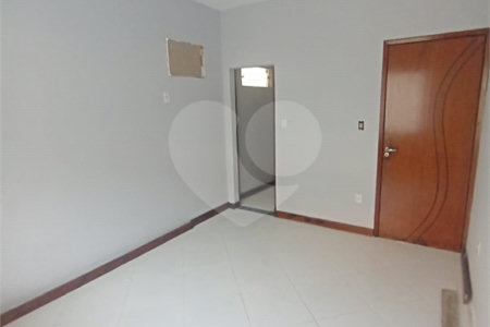 Casa à venda com 4 quartos, sendo 1 suíte, em Campo Grande, Rio de Janeiro, RJ