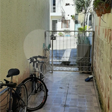 Casa à venda com 2 quartos no condomínio Res Santorini, Cotia - SP