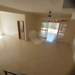 Casa à venda com 4 quartos, sendo 1 suíte, no condomínio Villa Real Ribeirao Preto, Ribeirão Preto - SP